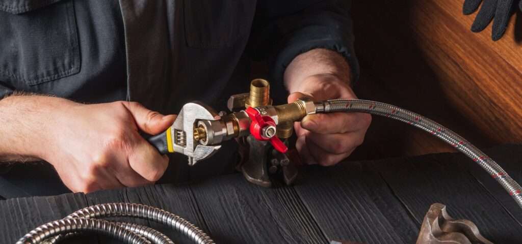 Expert plumbing services for home maintenance in Lucknow