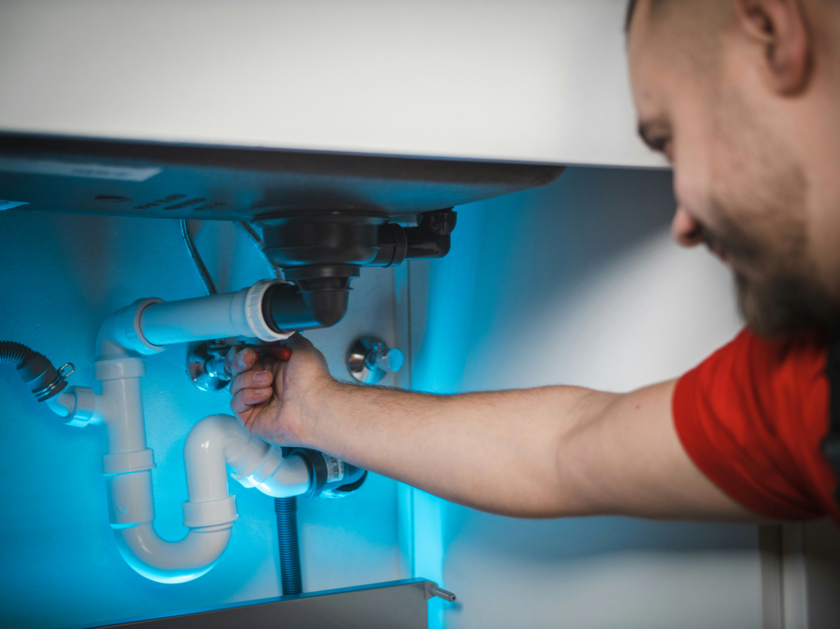 Top 7 Signs You Need a Professional Plumber in Gorakhpur